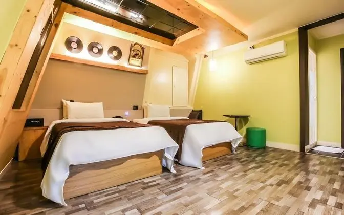 Oda (Business Room (1PC single + single Ne)