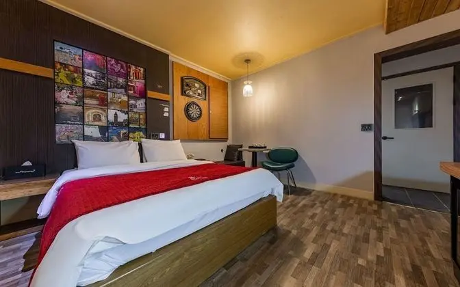 Oda (Standard (1PC Seven Liner Netflix ava)