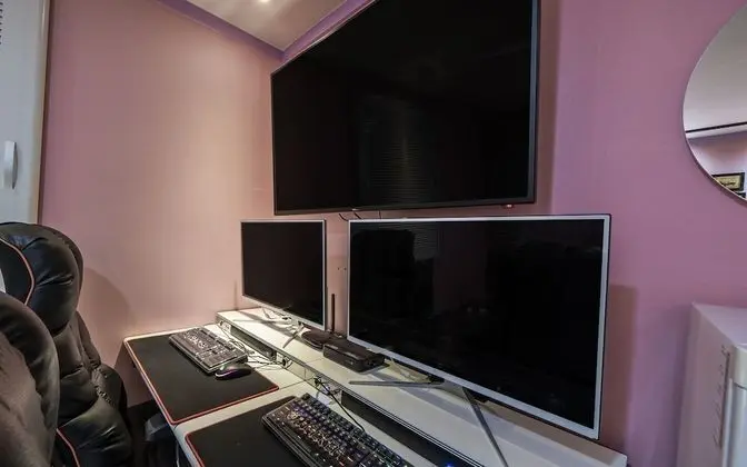 Oda (Couple PC-2 Bag Room (Netflix Battleg)