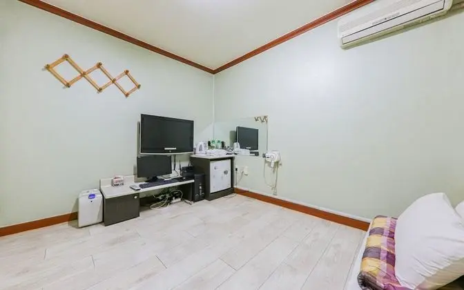 Oda (Ondol room)