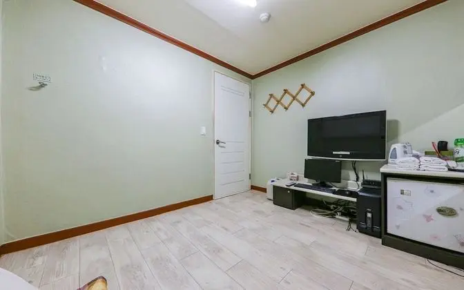Oda (Ondol room)
