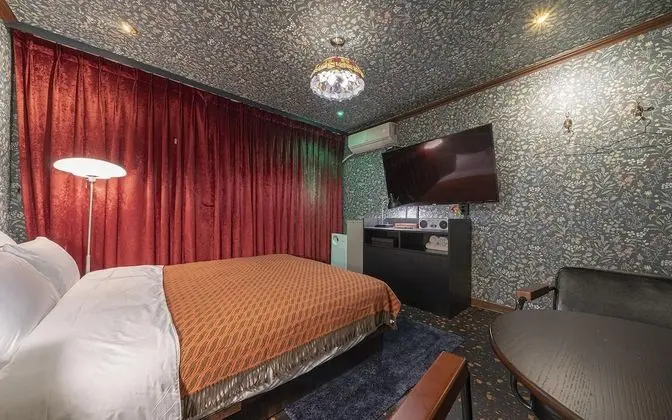 Oda (Tsim Sha Tsui Queen (Hollywood Boudoi)