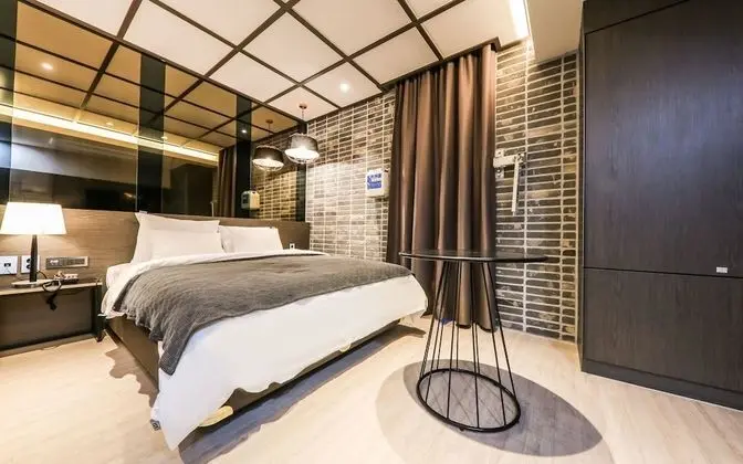 Oda (Standard room)