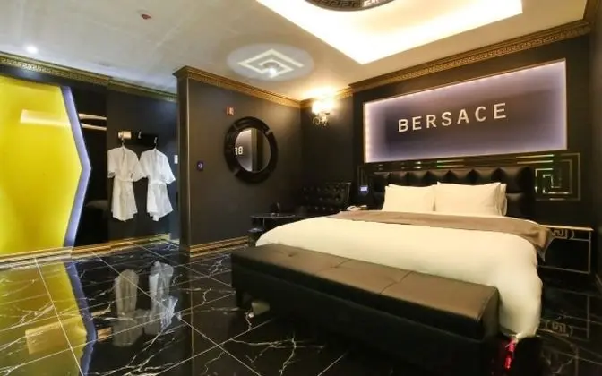 Oda (Premium (4959 -6612  Netflix availabl)