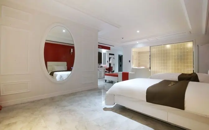 Oda (VIP (8264  Netflix available))