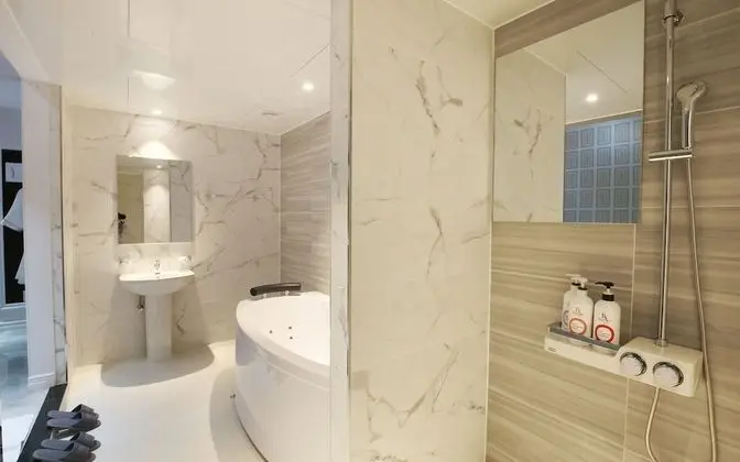 Oda (VIP (8264  Netflix available))