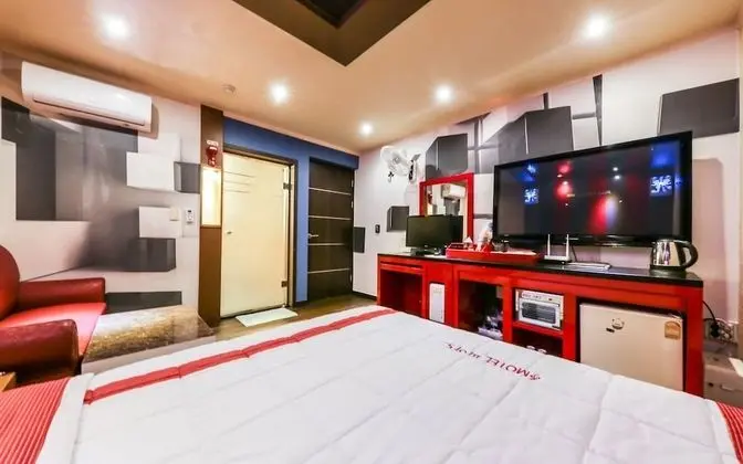 Oda (Special room (PUBG PC 65-inch smart T)