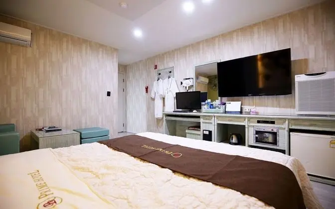 Oda (Standard room (Netflix viewing availa)