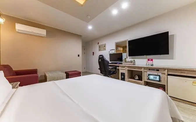 Oda (Standard room (Netflix viewing availa)