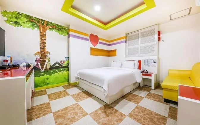 Oda (Standard room (Netflix 1 PC available)