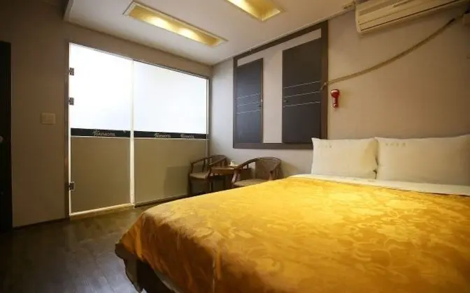 Oda (Standard Room)