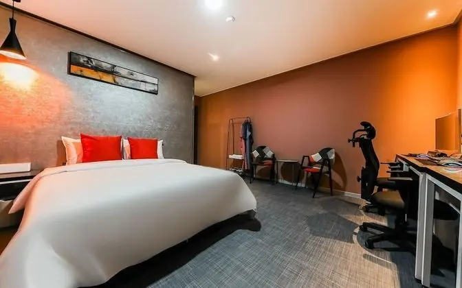 Oda (Deluxe (Duck down bedding Air purifie)