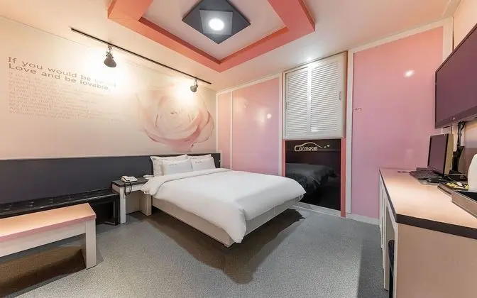 Oda (General room G7 (NETFLIX available al)