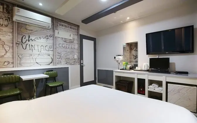 Oda (General room G7 (NETFLIX available al)