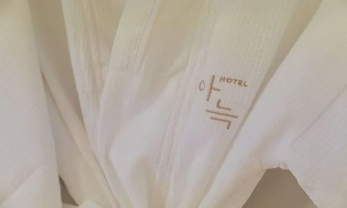 Deluxe Tek Büyük Yataklı Oda (Shower booth)