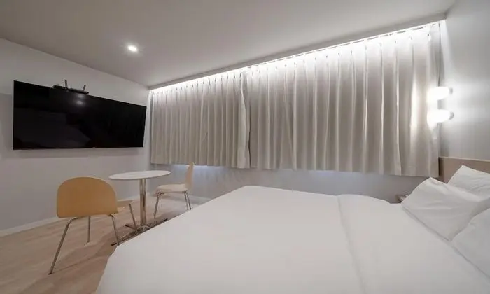 Deluxe Tek Büyük Yataklı Oda (Shower booth)