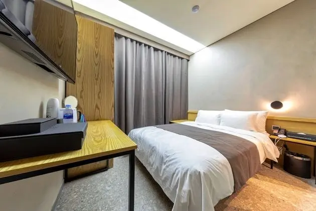 Oda (S, Breakfast Included)