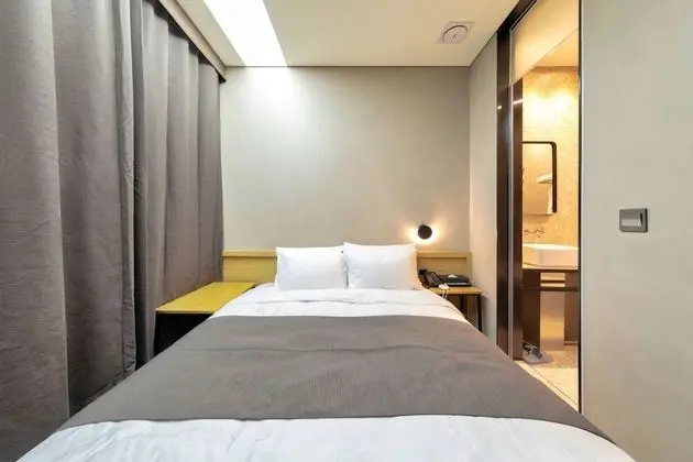 Oda (S, Breakfast Included)