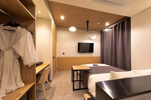 Premier Oda (Superior M, Breakfast Included)