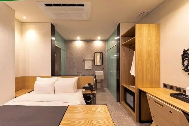 Premier Oda (Superior M, Breakfast Included)