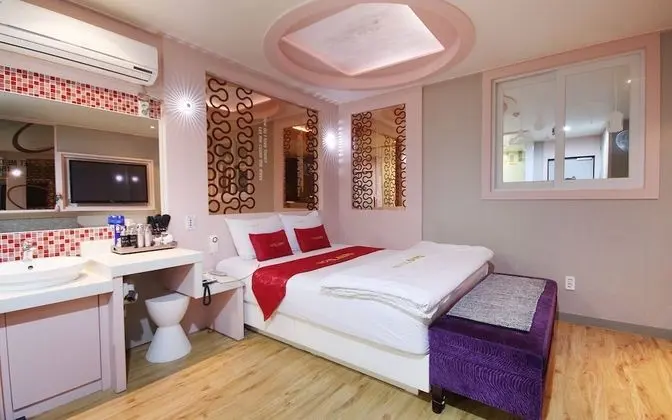 Oda (Special Room -1room 1parking (open sk)