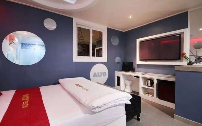 Oda (Special Room -1room 1parking (open sk)