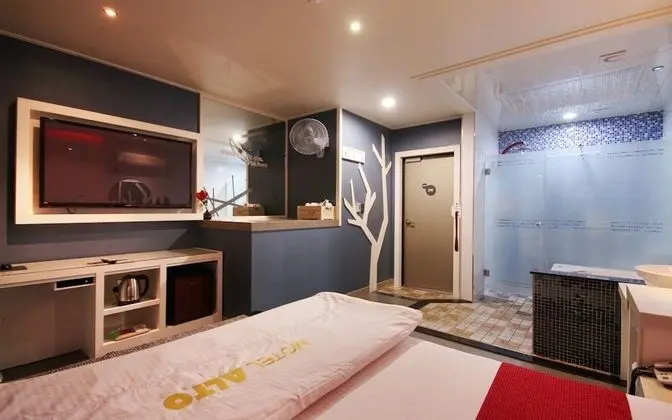 Oda (Special Room -1room 1parking (open sk)