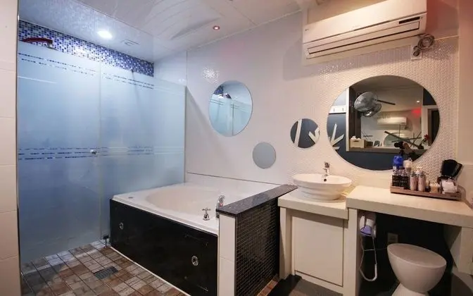 Oda (Special Room -1room 1parking (open sk)