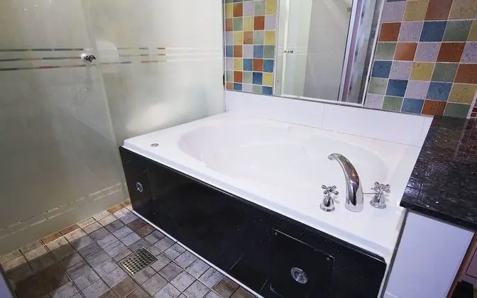 Oda (Special Room -1room 1parking (open sk)