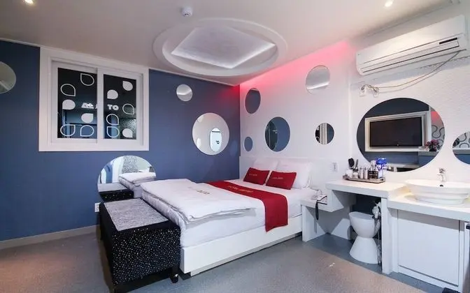 Oda (Special Room -1room 1parking (open sk)