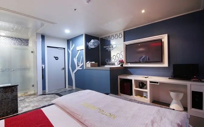 Oda (Special Room -1room 1parking (open sk)