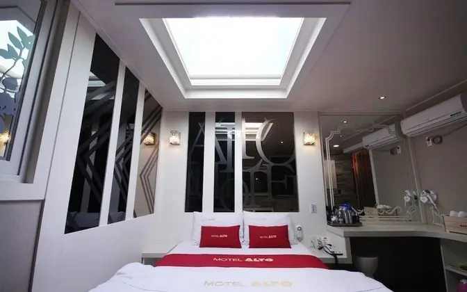 Oda (Standard Room -1room 1parking (open s)