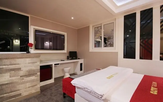 Oda (Standard Room -1room 1parking (open s)