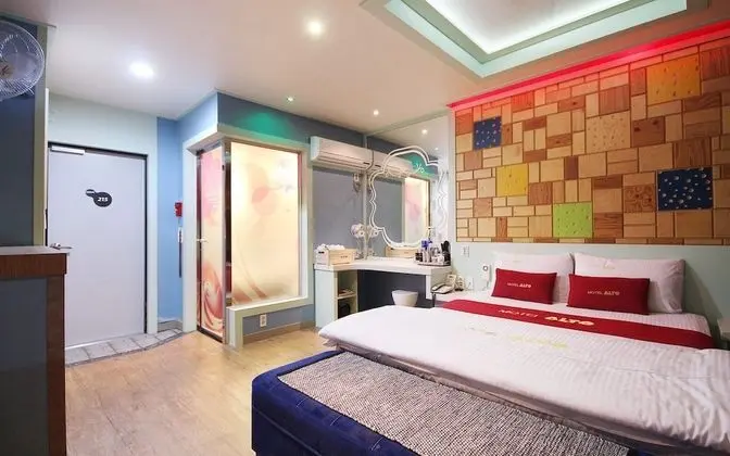 Oda (Standard Room -1room 1parking (open s)