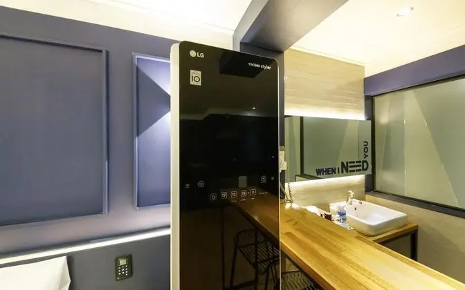 Oda (Premium (Netflix Disney + available S)