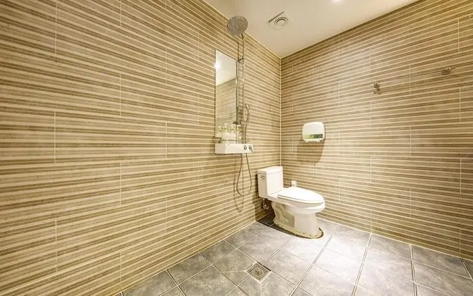 Oda (Standard (Netflix Disney + available))