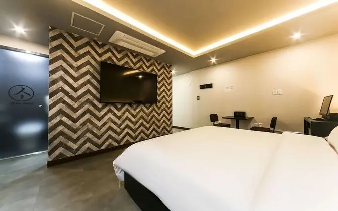 Oda (VIP Room - Spa Whirlpool / 1st Week ()