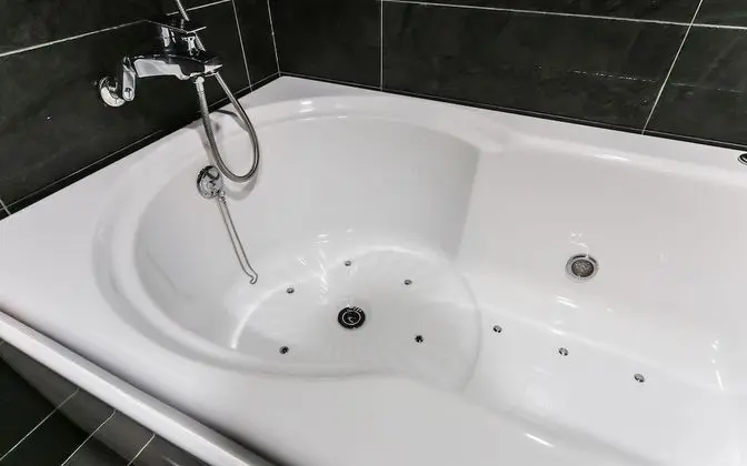 Oda (VIP Room - Spa Whirlpool / 1st Week ()