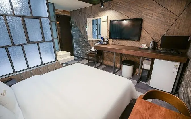 Oda (Deluxe (Netflix available))