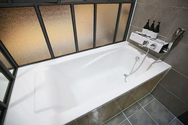 Oda (Deluxe (Netflix available))