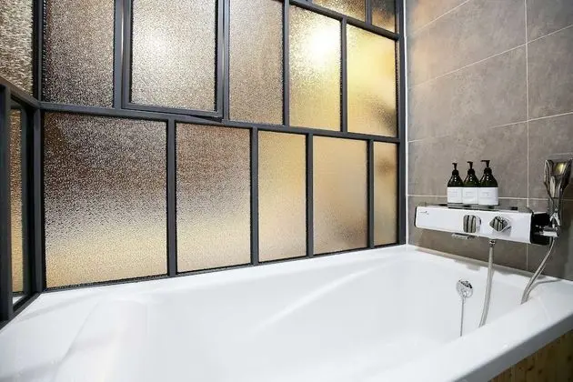 Oda (Deluxe (Netflix available))