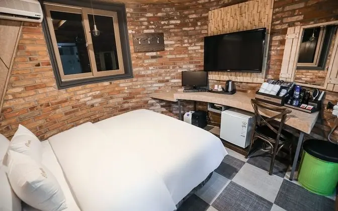 Oda (Standard (Netflix))