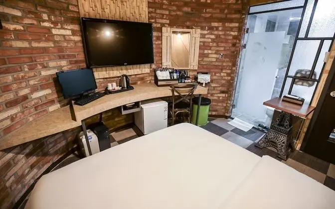 Oda (Standard (Netflix))