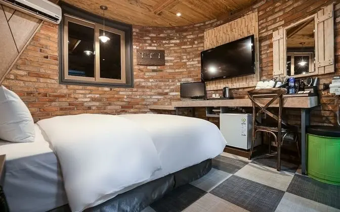 Oda (Standard (Netflix))