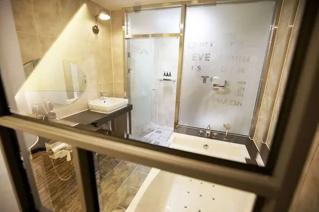 Oda (VIP 1 (styler Netflix available))