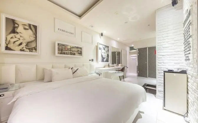 Oda (MY CAR - Secret DRIVE IN (OTT Service)