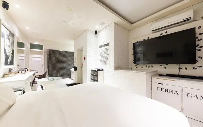 Oda (MY CAR - Secret DRIVE IN (OTT Service)