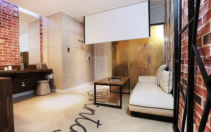 Oda (STANDARD with 1 PC (Ask Reception OTT)