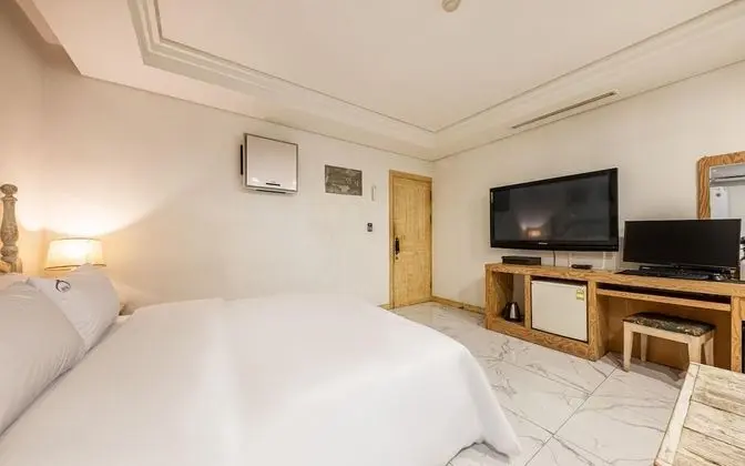 Oda (Styler &amp; 2-person bathtub standar)