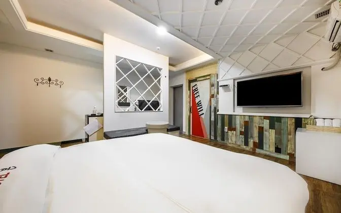 Oda (Premium drive-in (excluding Netflix S)